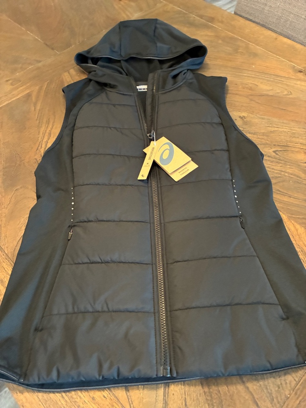 NWT - Asics Black Quilted Hoodie Vest - Size Medium